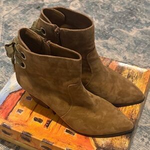 Bella Vita Suede Tan Ankle Booties